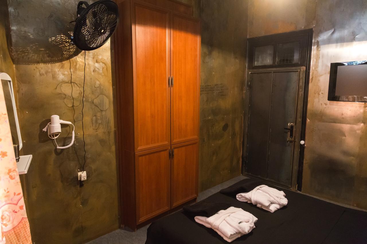Alcatraz Jail-Hostel Tbilisi Eksteriør billede