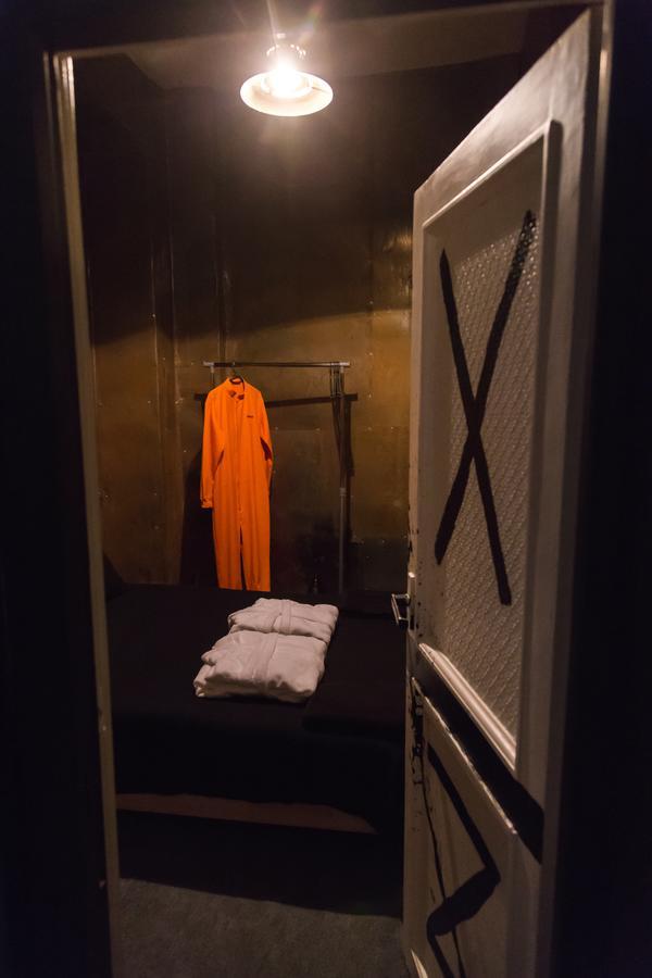Alcatraz Jail-Hostel Tbilisi Eksteriør billede