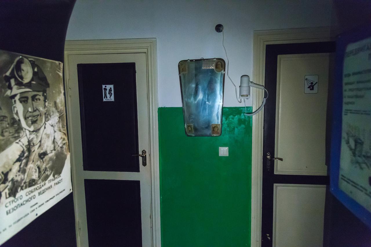 Alcatraz Jail-Hostel Tbilisi Eksteriør billede